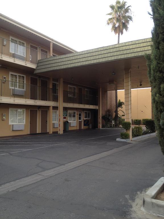 Welcome Inn Fresno Luaran gambar